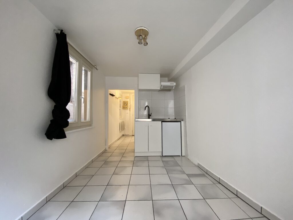 Location strasbourg - studio meublée - 15m2 - 1 pièce